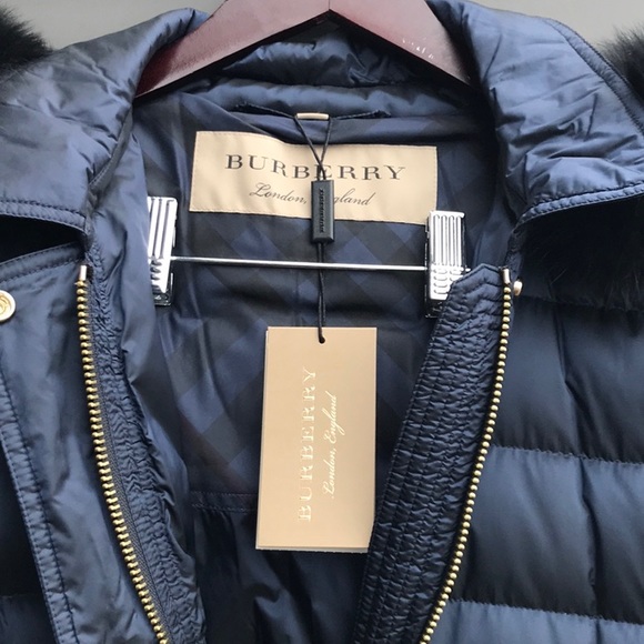 ⛔️SOLD⛔️ BURBERRY Down Quilted Coat/Jacket sizeXL - Picture 7 of 16